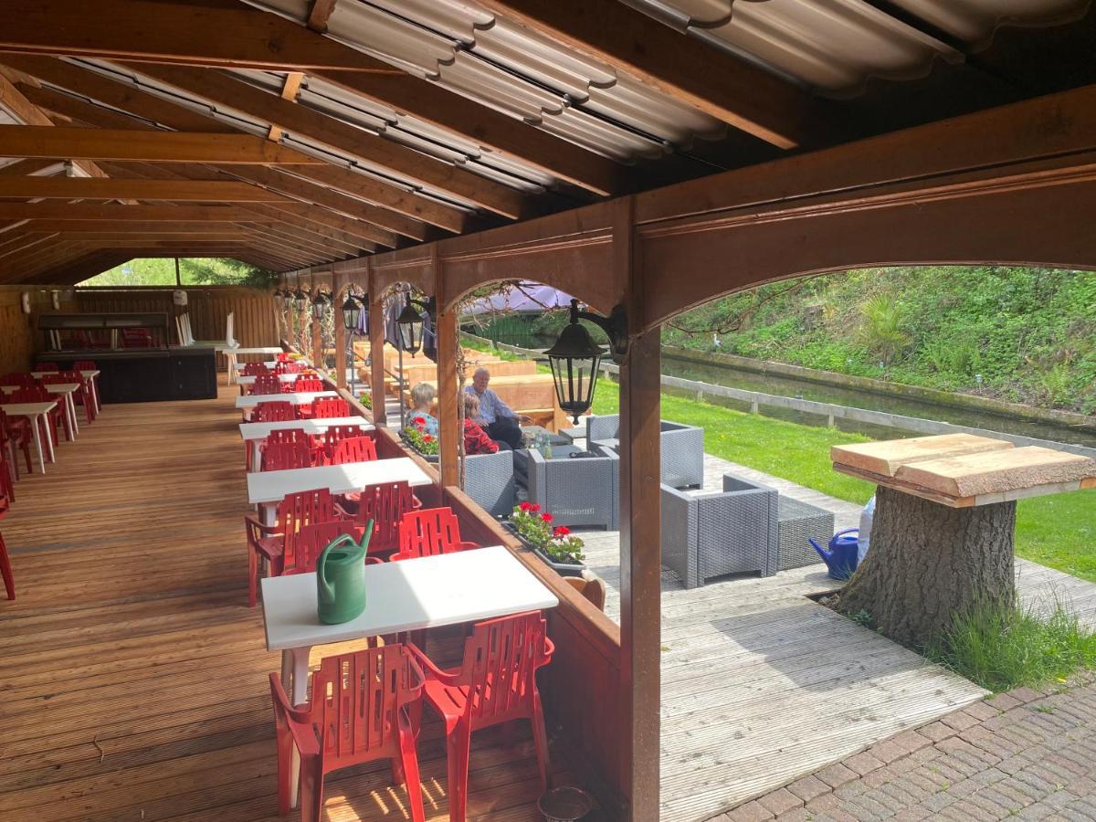 Hotel-Restaurant Theis-Muehle Biersdorf Extérieur photo